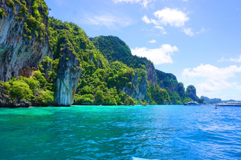 泰国皮皮岛海边风景图片(14张)