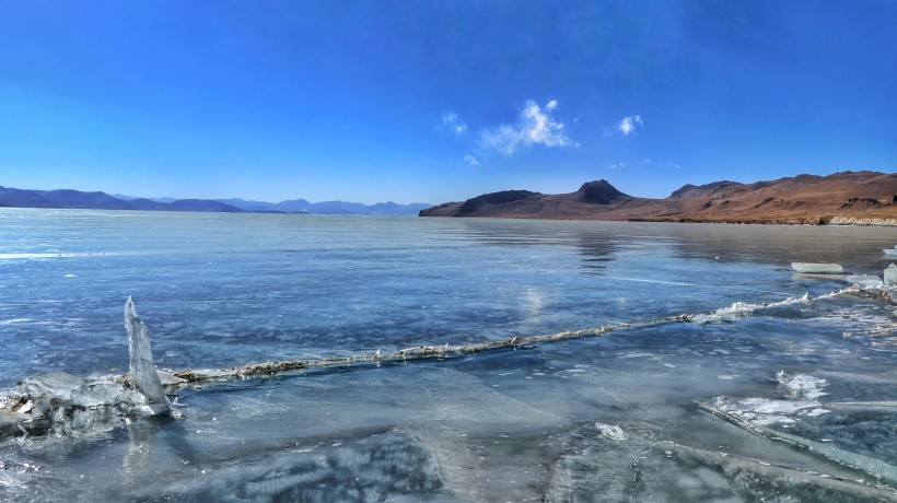 西藏冬日少女湖普姆雍措风景图片(12张)