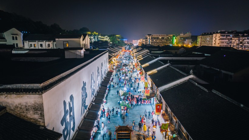 浙江杭州清河坊夜晚风景图片(9张)