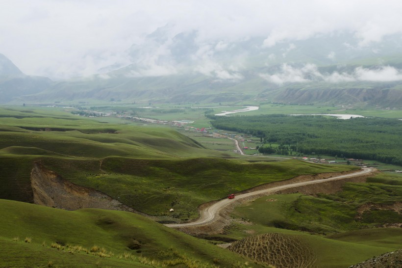 新疆琼库什台风景图片(9张)