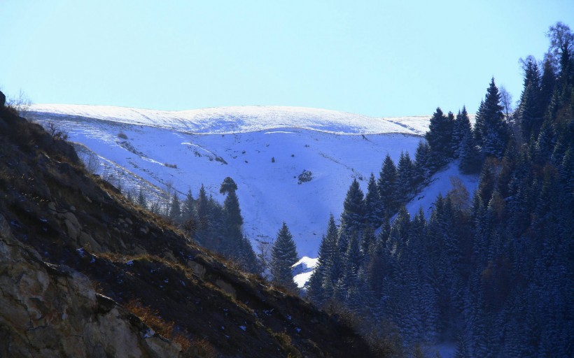 新疆昌吉奇台雪山风景图片(11张)