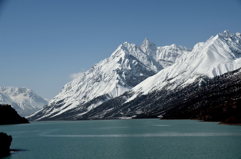 西藏昌都然乌湖风景图片(12张)