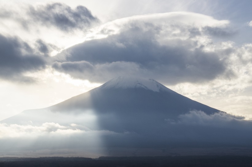 日本富士山的图片(12张)