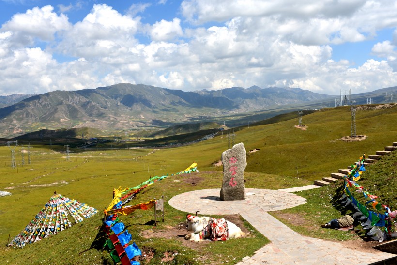 青海日月山风景图片(10张)