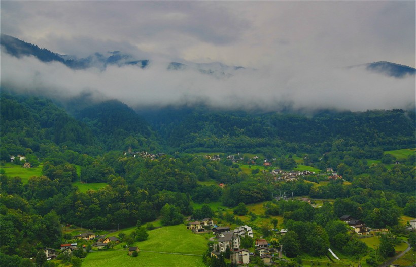 瑞士民居风景图片(14张)