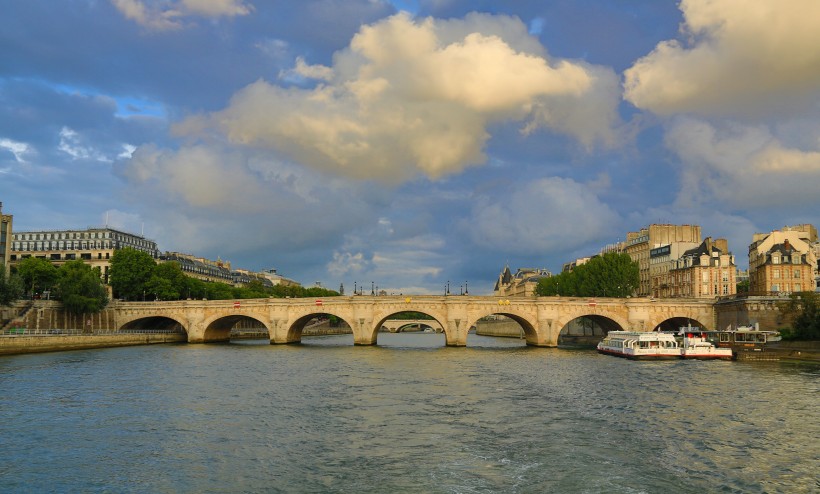 法国塞纳河沿岸风景图片(13张)