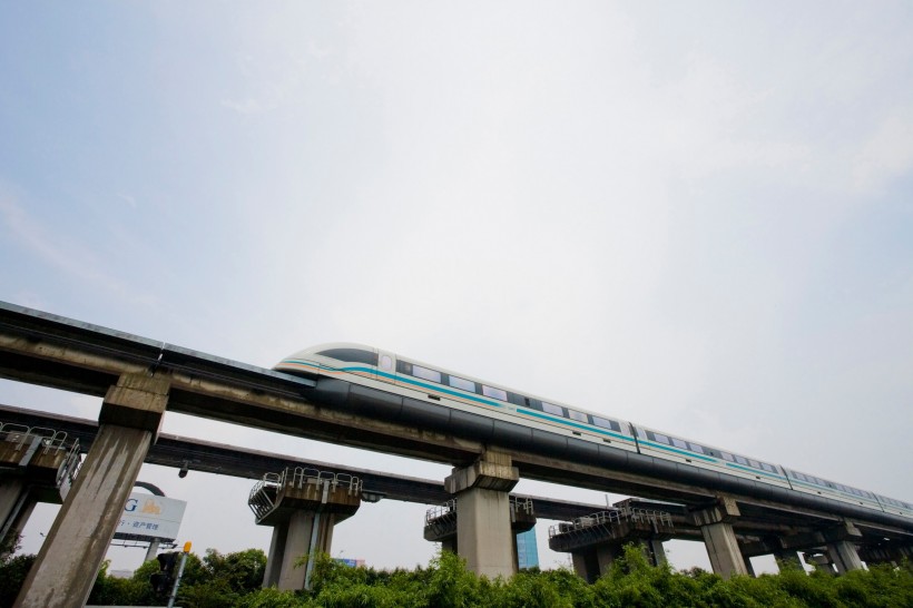 上海磁悬浮列车图片(17张)