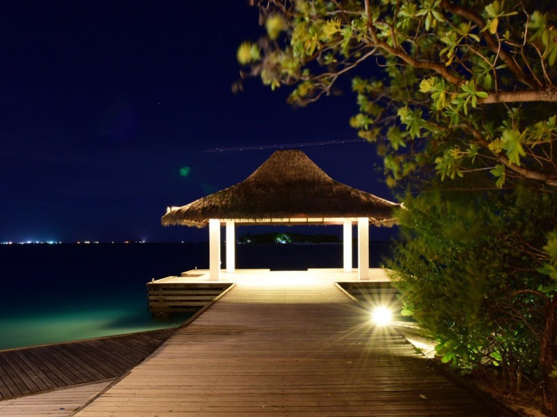 马尔代夫满月岛唯美夜景图片(7张)