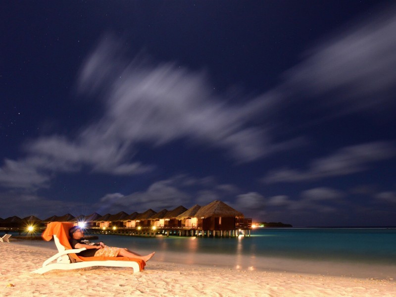 马尔代夫满月岛唯美夜景图片(7张)