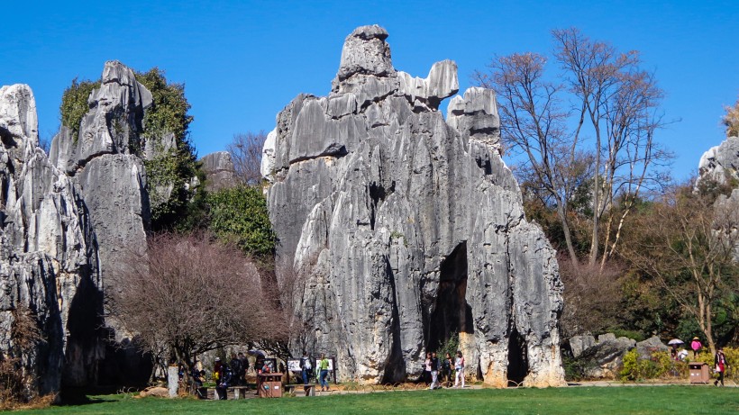 甘肃炳灵寺石林风景图片(18张)