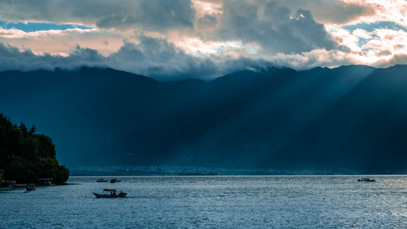 云南洱海双廊风景图片(16张)