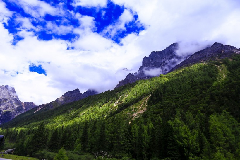 四川阿坝四姑娘山风景图片(13张)