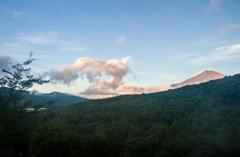 日本富士山风景图片(16张)