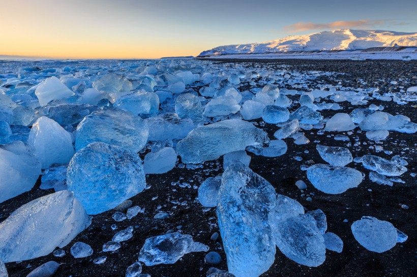 冰岛的冬天风景图片(30张)