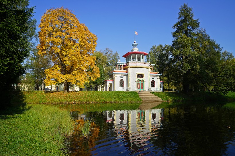 秋天的俄罗斯风景图片(18张)