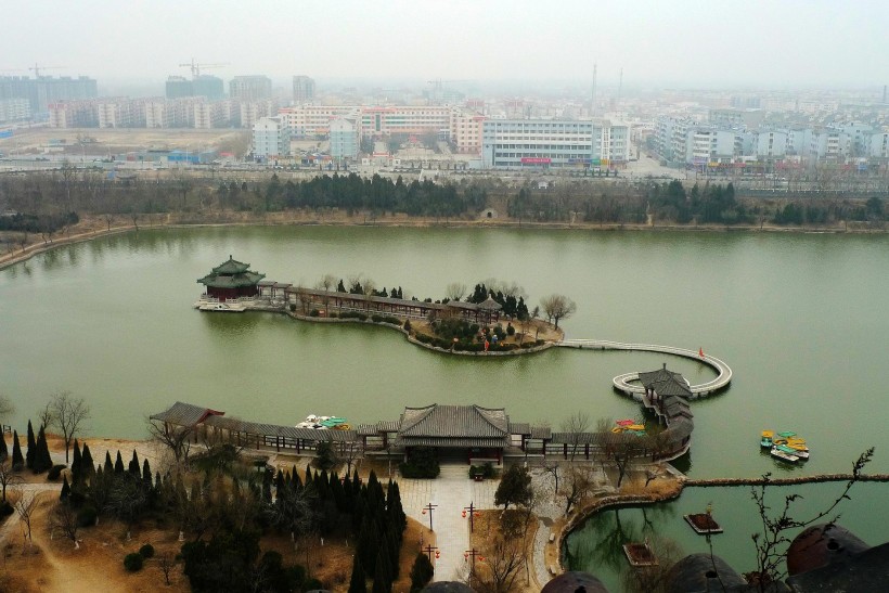 河南开封铁塔公园风景图片(12张)