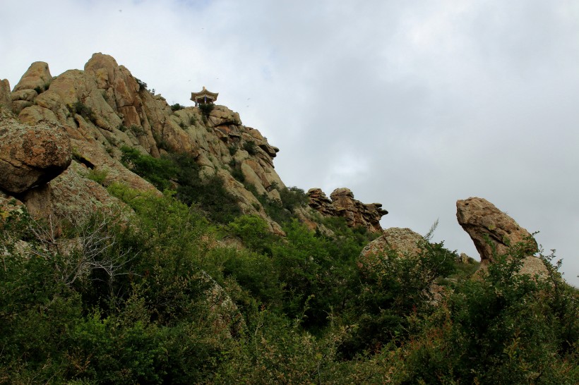 内蒙古乌里雅斯太山旅游景区风景图片(19张)