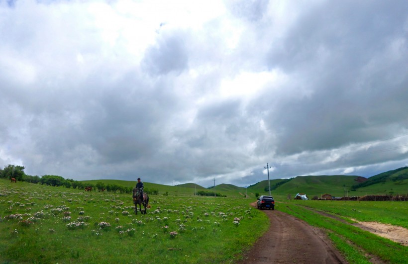 内蒙古乌兰木统草原风景图片(13张)