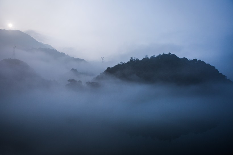 雾漫小东江风景图片(11张)