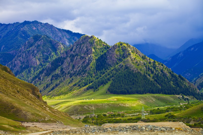 新疆夏特古道风景图片(12张)