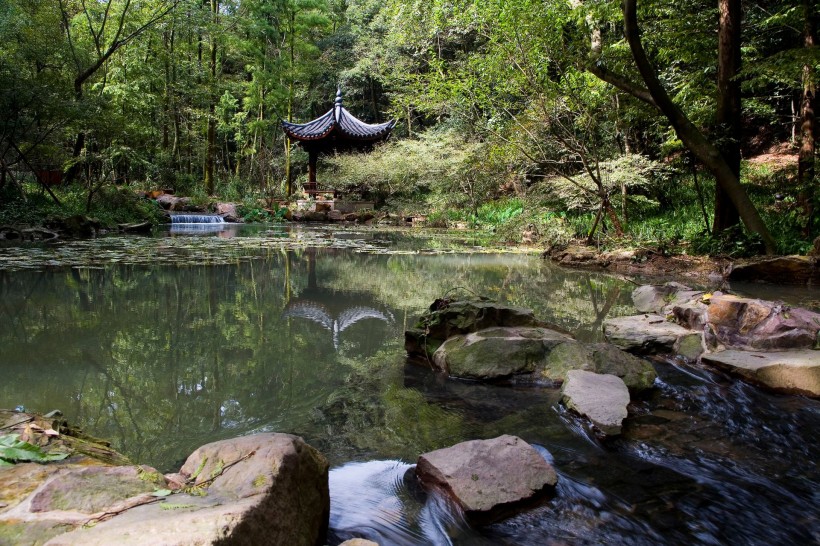 杭州西湖虎跑泉图片(6张)