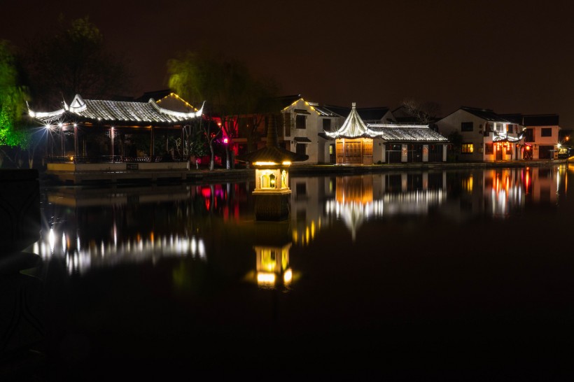 浙江西塘古镇夜景图片(11张)