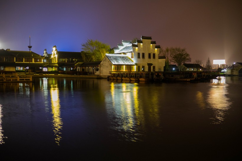 浙江西塘古镇夜景图片(11张)