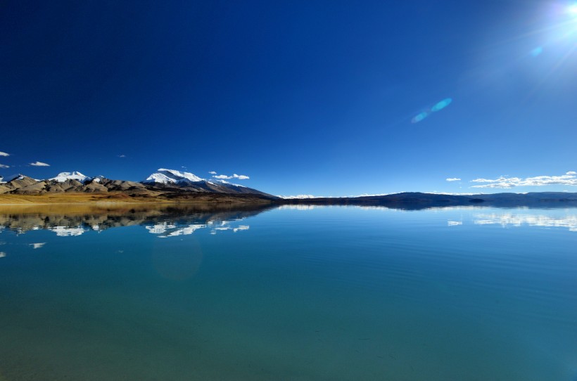 西藏神山圣湖美景图片(9张)