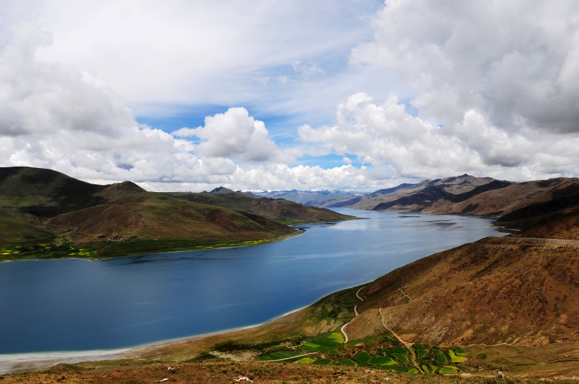 西藏圣湖羊卓雍错湖图片(9张)