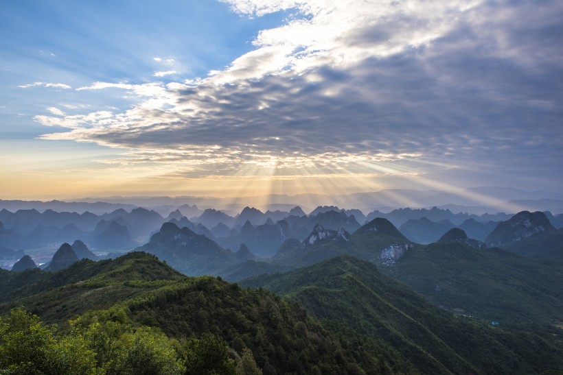 广西桂林尧山风景图片(11张)