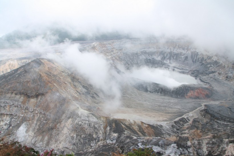 美国伊拉苏火山风景图片(8张)