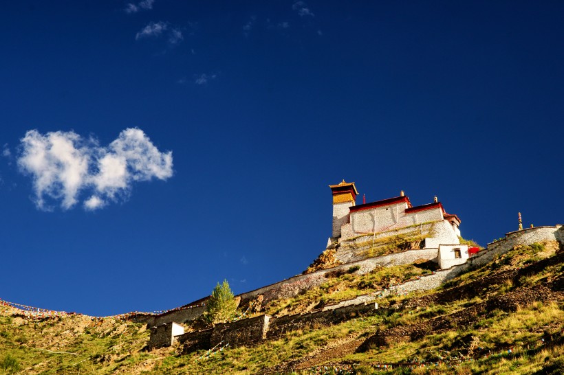 西藏雍布拉康图片(12张)