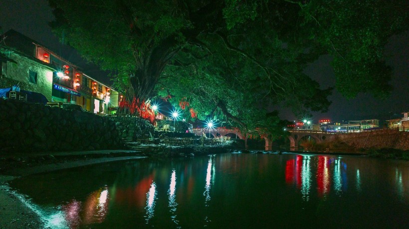 云水谣古镇夜景图片(8张)