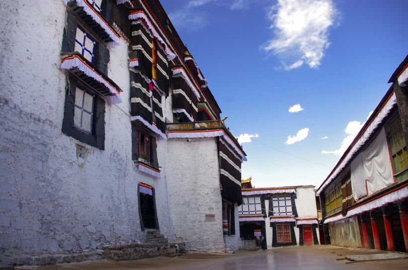 西藏扎什伦布寺风景图片(13张)