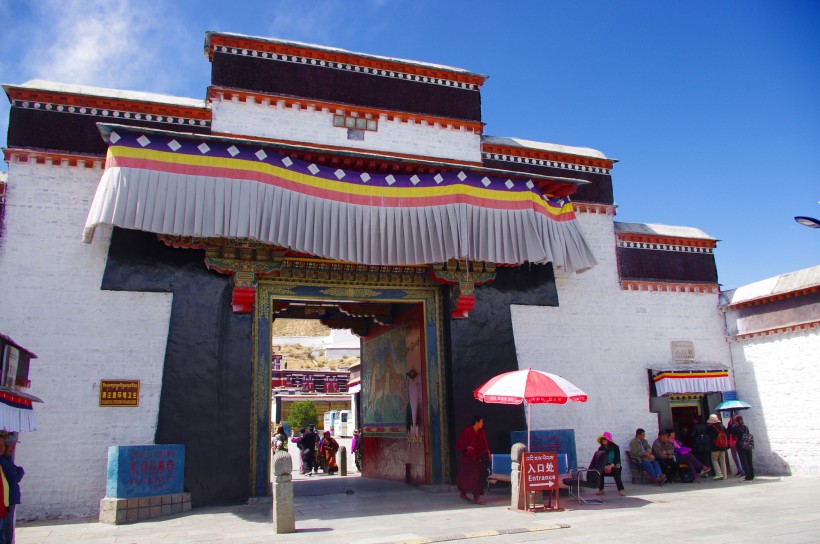 西藏扎什伦布寺风景图片(13张)