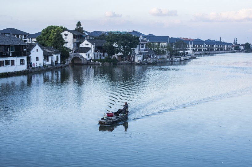 上海朱家角河道风景图片(16张)