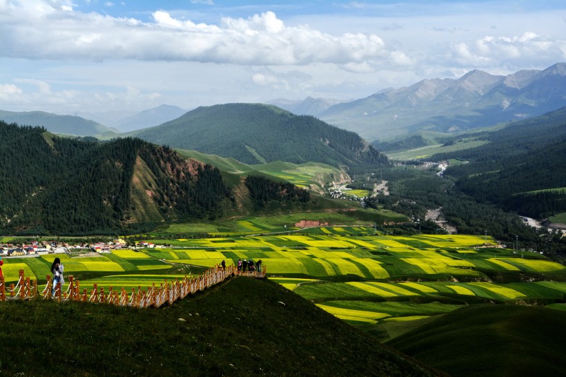 青海祁连卓尔山风景图片(17张)