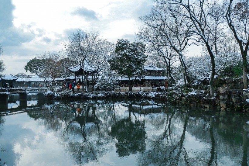 江苏苏州拙政园雪景图片(9张)