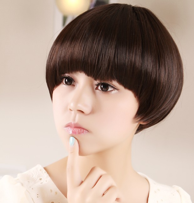 2014女生最新锅盖头短发图片[5P]