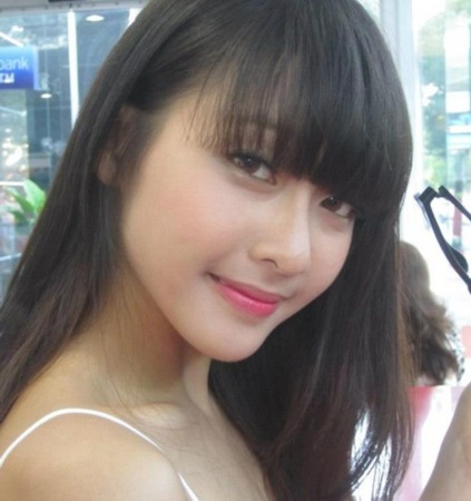 越南17岁美女拳击手私照 甜美小萝莉发型款款迷人[30P]