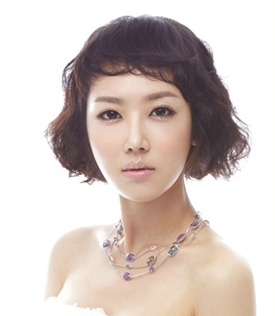 最新韩式新娘短发发型图片[9P]