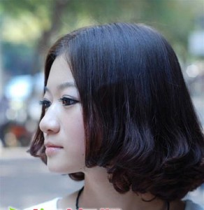 甜美韩式短卷发发型图片女[4P]