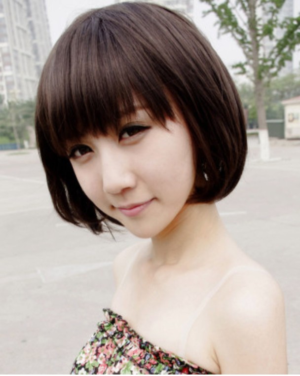 甜美女学生短发波波头图片[7P]