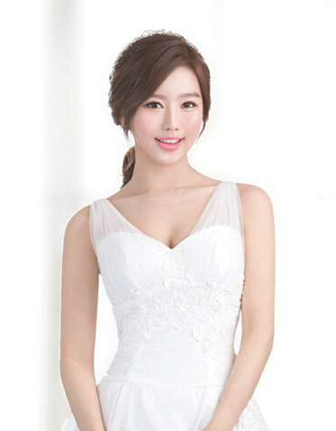 韩式婚纱照新娘发型图片[8P]