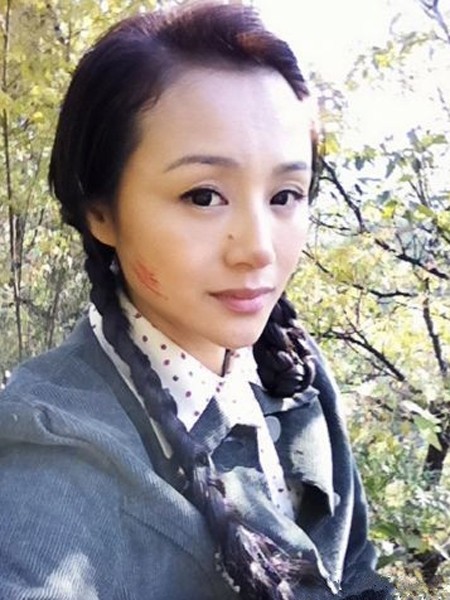 这此年曹颖留过的发型 你爱那一款[10P]