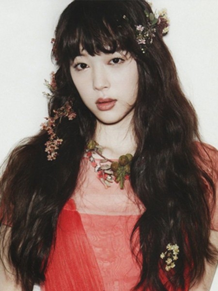 《时尚王》崔雪莉发型照片 韩式中长发就“抄”她[10P]