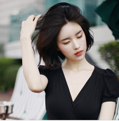 今年流行的女生日系短发图片[7P]