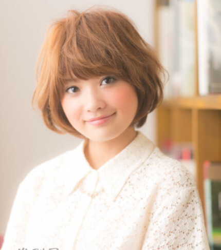 圆脸女生适合的短发梨花头[6P]