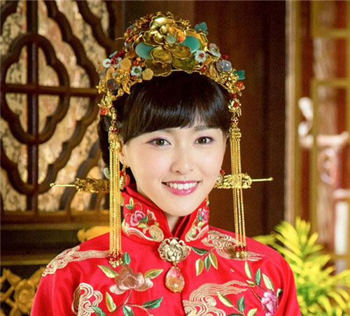 《活色生香》唐嫣舒畅民国风盘发造型图片[11P]