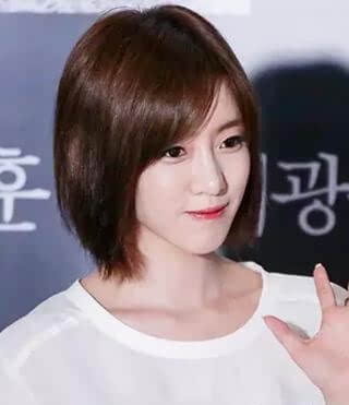 超养眼韩式女生短发发型图片[9P]